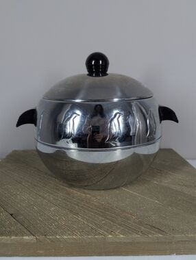 Vintage West Bend Penguin Ice Bucket w/ Tongs Mid Century Barware Chrome USA